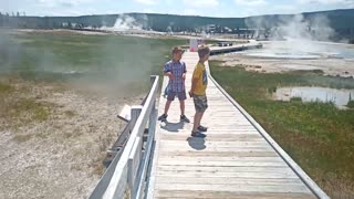 Yellowstone geyser