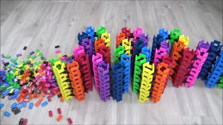 AMAZING Rainbow Dominoes! | Satisfying Domino Screen Link