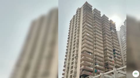 Gaur City 7th Avenue Resale Flats