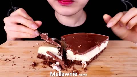 asmr #mukbang #sweets #dessert #chocolate #cake #mochi #eating #fyp #... |  TikTok