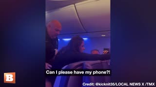 "What's Happening?!" Allegedly Drunk Woman Confused as She's Removed from Southwest Flight