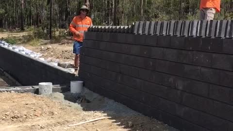 Aligned Bricks Fall Perfectly Into Place In A Satisfying Domino Effect