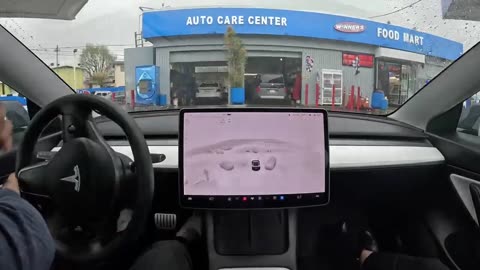 Tesla Full Self-Driving Beta 11.3.1 in the Rain