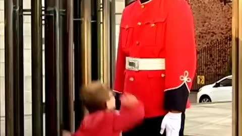 Palace guard prank😀😀😀#shorts #prank #funny #viral #trending