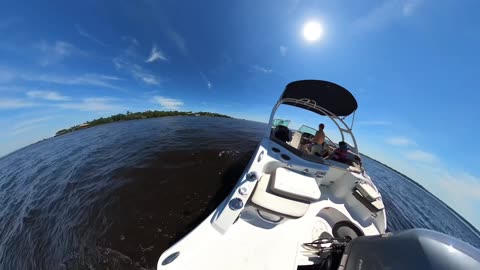 Blasian Babies Family Cruise The Saint Johns River In The 2019 Chaparral 210 SunCoast (GoPro Max)