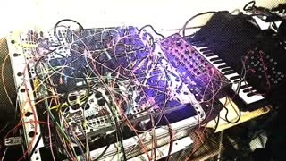 MGE 2020 #21 Cyberpunk Dystopian Guitar Synthesizer Soundscape Reverberating Echoes Noise Ambient