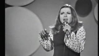 Mari Trini - Cuando Me Acaricias = Luces En La Noche 1970