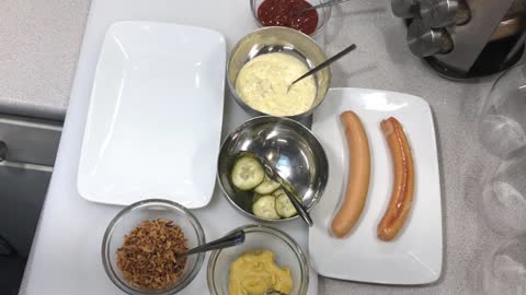 How to Make a Genuine And Delicious Danish Hotdogs (Polser)
