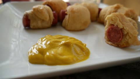 Crescent Hot Dogs - Easy and way too yummy