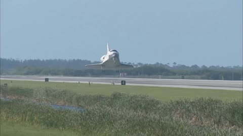 Space airplane landing