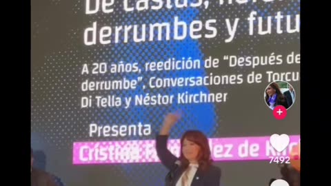 Cristina Fernandez abre su cuenta TIK TOK c/ la canción SIMPATIA POR EL DIABLO