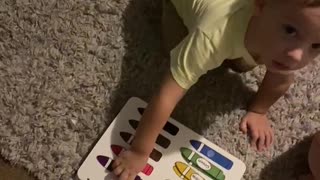 One year old learns colors