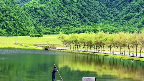 Dajiuhu Shennongjia Green Mountains and Green Waters