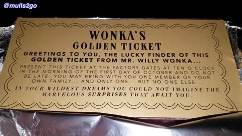 Finding a Golden Ticket in this UK Wonka Bar!