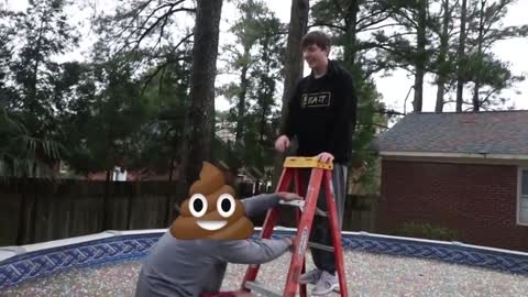 MrBeast : I Put 100 Million Orbeez In My Friend's Backyard