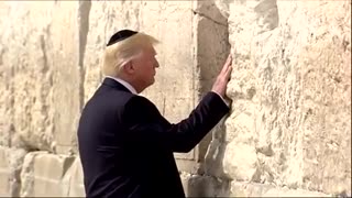 Trump visits the Western Wall in Jerusalem