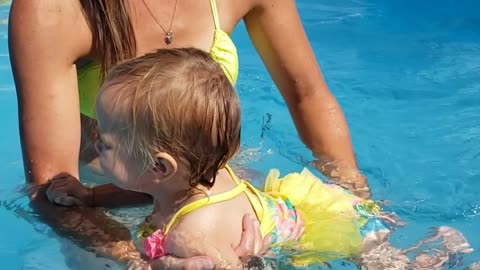 Fun on the Farm - Babes chillin in the pool!