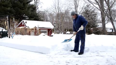 How to shovel snow the easiest & safest way! Aching back NO MORE