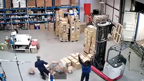 Total Idiots at Work