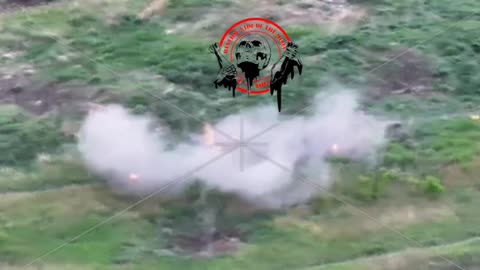 Russian Soldier Defeats a Ukrainian FPV Drone With a Sack of Potatoes!