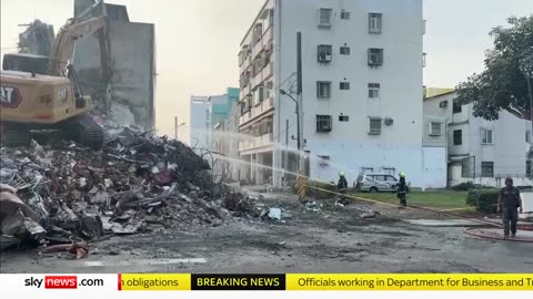 Taiwan: Race to find survivors as 'terrifying' aftershocks hit