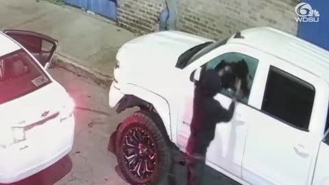 Man Rigs Flash Bang to Car to Deter Car Burglars. See What Happens Next