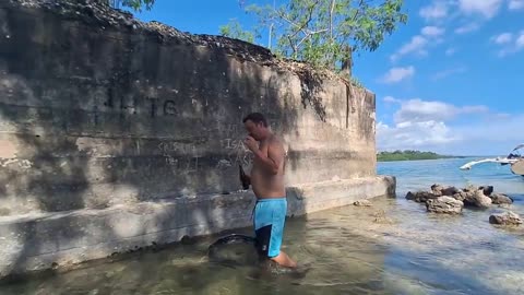 Testing out wireless microphone , in one of my favourite swimming spots. Bohol , Philippines