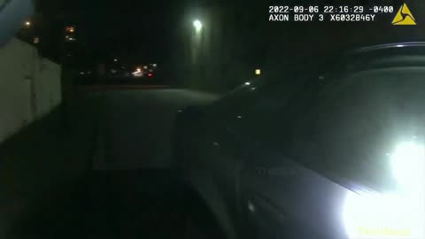 Atlanta officers catch auto thieves while they were breaking into vehicles