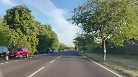 strade in LUSSEMBURGO. Noto stato di elusori fiscali con Olanda e altri dove hanno sede tutte le società anonime delle multinazionali USA etc che evadono le tasse appunto per NON PAGARLE in Europa dove fanno vendite e profitto