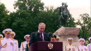 Putin warns navy can fire 'unpreventable strike'