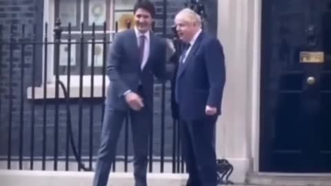 Schwabian pest control: Fuck Trudeau chants erupt at Number 10 Downing in London as Justin visits Boris