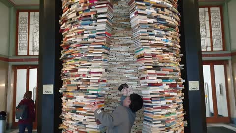 The Idiom Installation in Prague Library