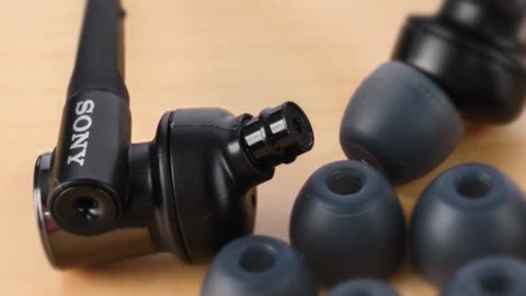 Gaming Earbuds Accessory Review: 5 Best GAMING EARBUDS