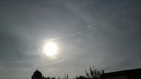 Chemtrails that supposedly don't exist!