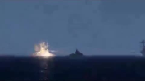 2024-02-07 - HMS Diamond e USS LAbone sotto in battaglia contro gli Houthi