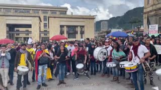 paro en la plaza de Bolívar