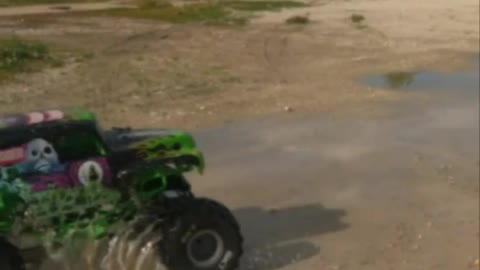 Just out having a little fun with RC's - Grave Digger - Spawn - Maxx