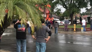 Plane Crash Sets Suburbs on Fire