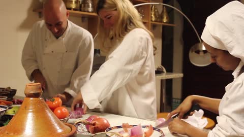 Moroccan Cooking Class : Souk to Table