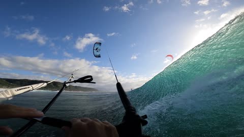 Kitesurfing a Deep Barrel