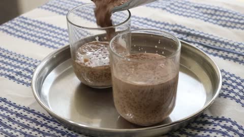 Chocolate Chia Seed Pudding | Almond Milk | WEIGHTLOSS RECIPE | Healthy Breakfast Recipe