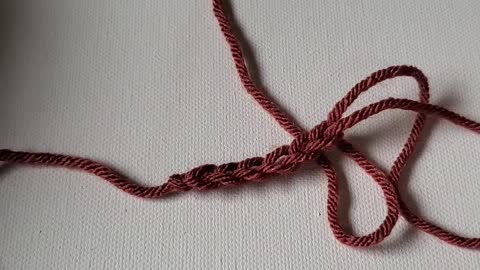 Chain Stitch; Learn to crochet