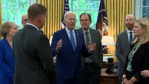 Biden meets with rail strike negotiators after sealing "tentative deal"