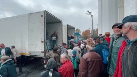 Ukraine: Humanitarian aid delivered to Balaklia after city's recapture