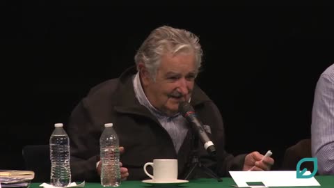 Pepe Mujica, uma hora e meia na Biblioteca Vasconcelos