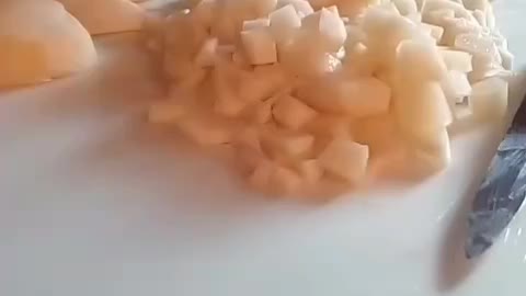 Dicing potatoes