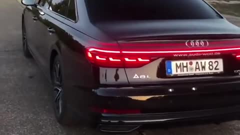 Audi A8L