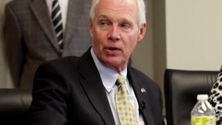 Senator Johnson Meets with Small Business