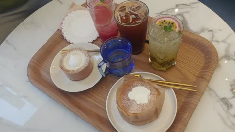 Desserts from a cafe with drinks