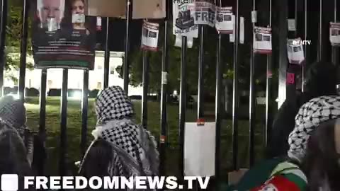 🚨 BREAKING: Pro-Palestine protesters chant “F**k Joe Biden” outside of the White HouseYou